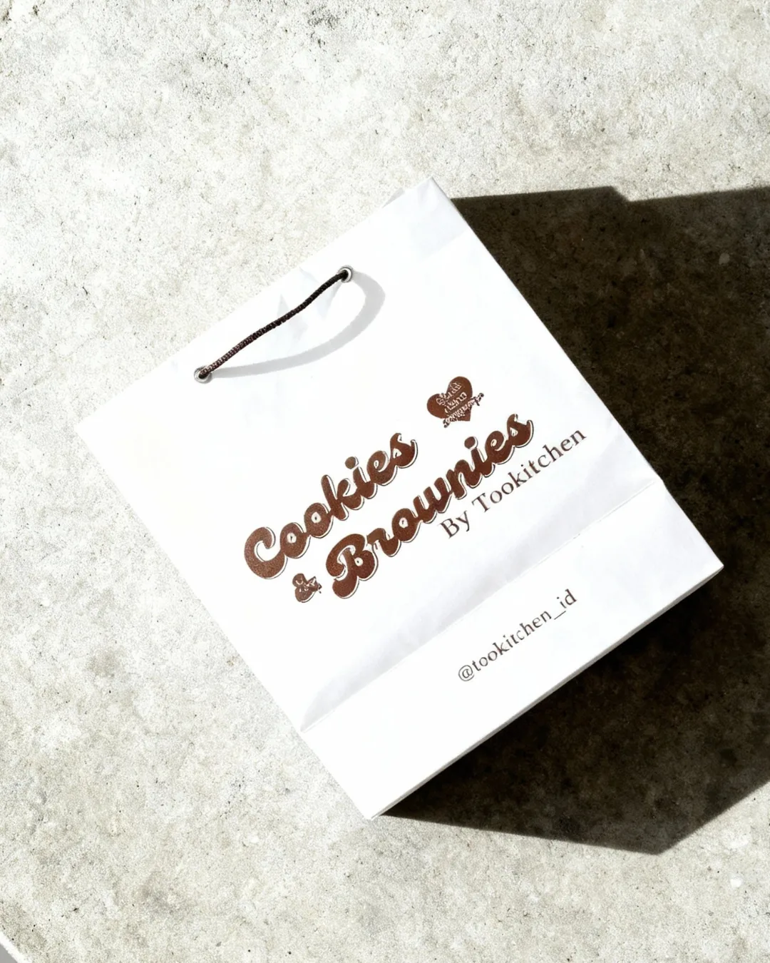 Paperbag putih Cookies & Brownies by Tookitchen